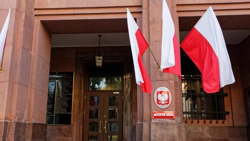 Poland Refuses to Hand Over Draft-Age Men to Kyiv’s Mobilization Drive