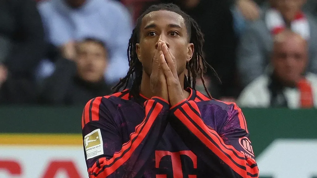 Augsburg hurts Bayern Munich with fastest-ever Bundesliga goal