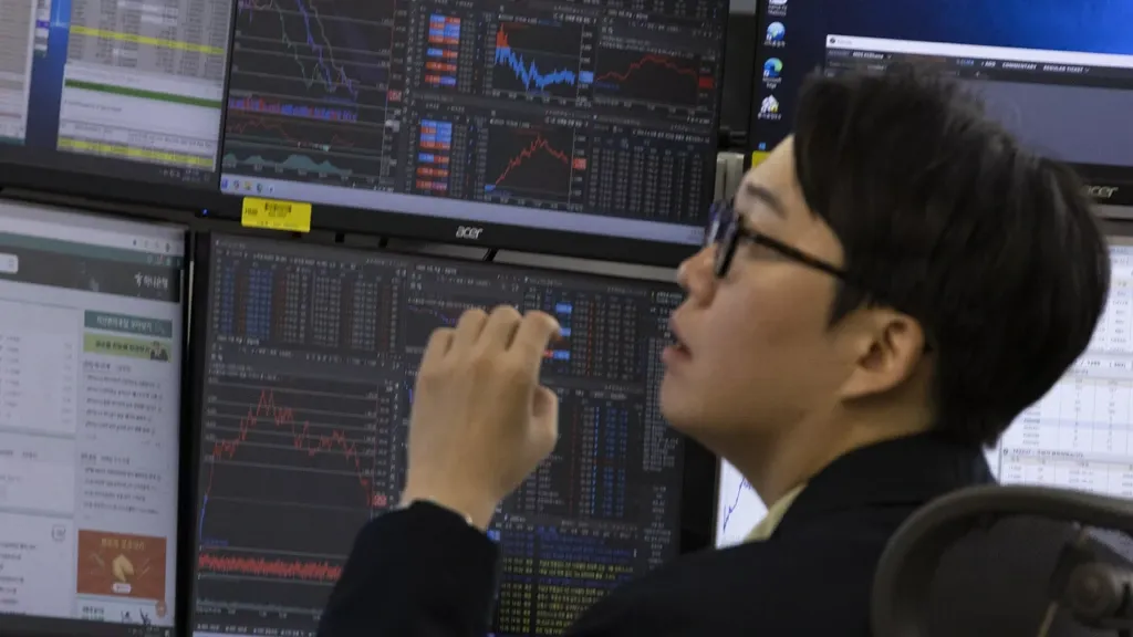 Tech stocks slide on AI doubts — ASML plunges