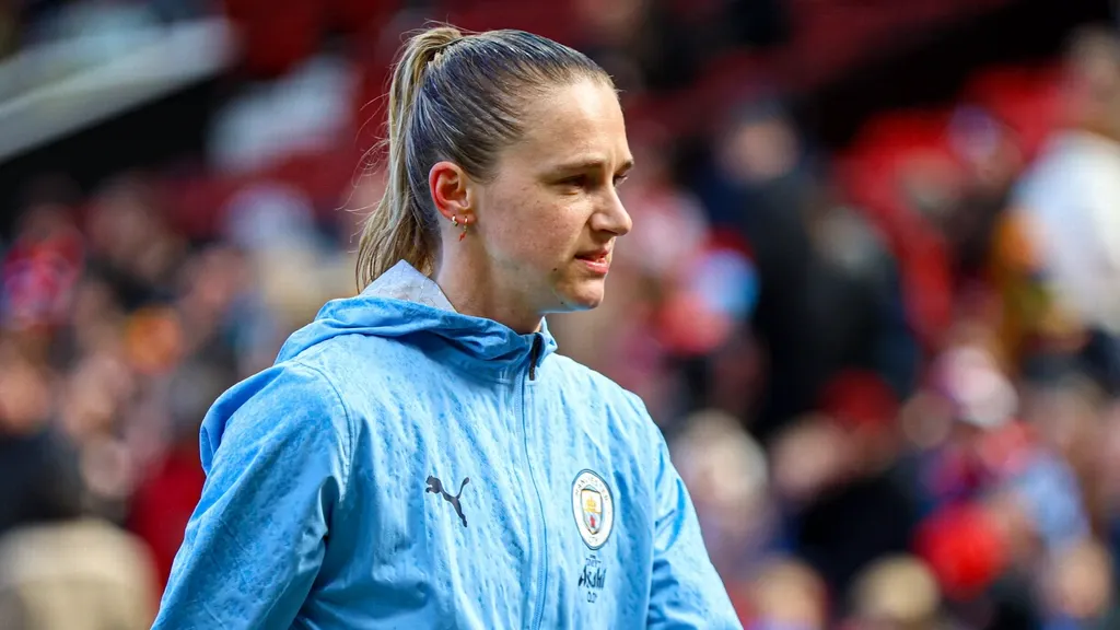 Miedema suffers another knee injury and will miss Manchester City's season opener