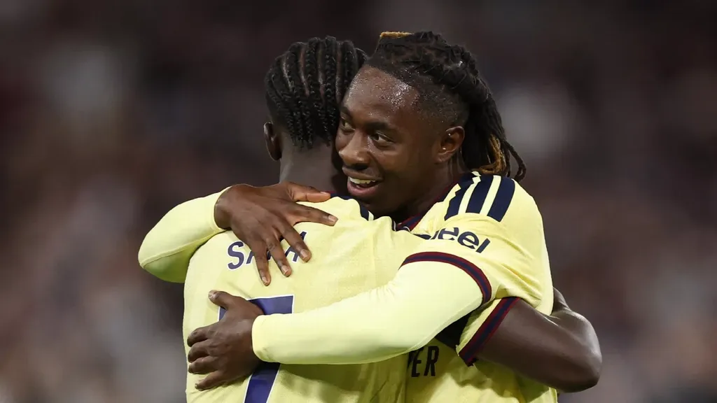 Saka delivers narrow win for reigning champions Arsenal at Villa, Maatsen gets off lightly
