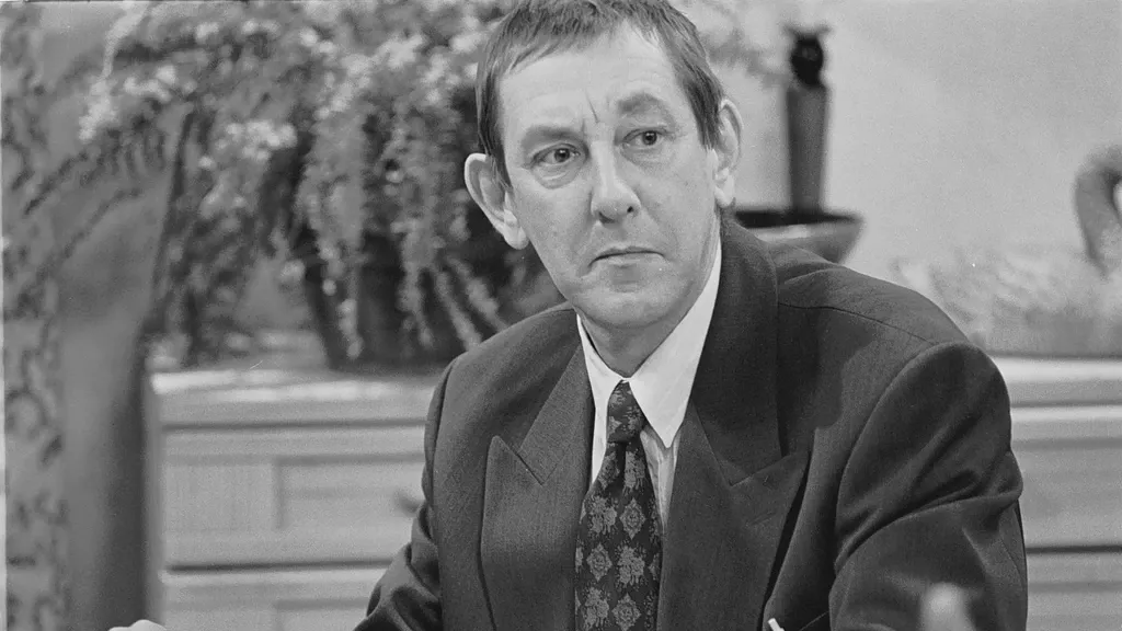 Actor Hans Beijer, known as crook B100 in Bassie and Adriaan, has died