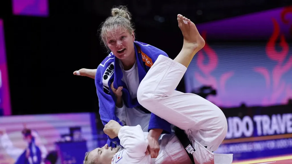 Van Dijke and De Voogd knocked out early at World Judo — a disappointment for the Netherlands