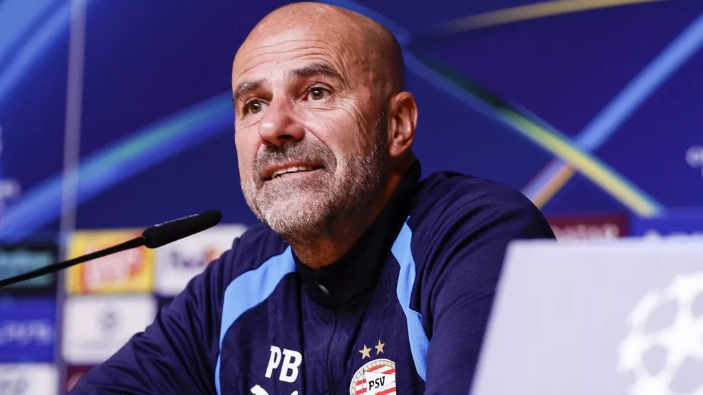 Bosz answers Farioli's praise: 'I can only take my hat off to what he does'