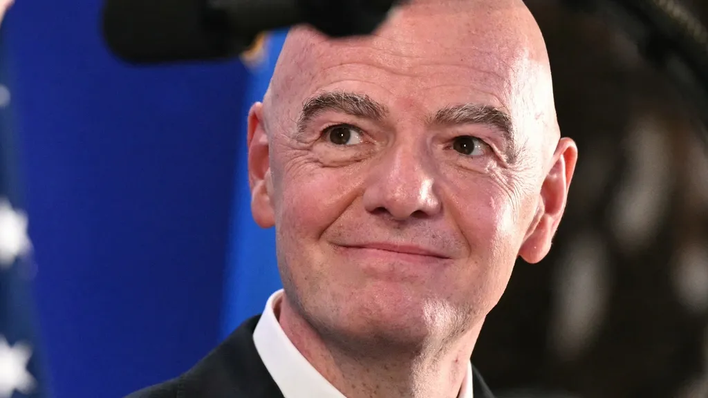 How the football world blew up in a few days: this was Infantino’s week