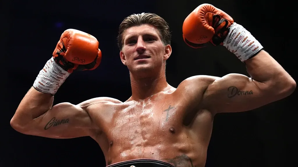 Boxer Kraus Impresses Again with One-Minute Knockout
