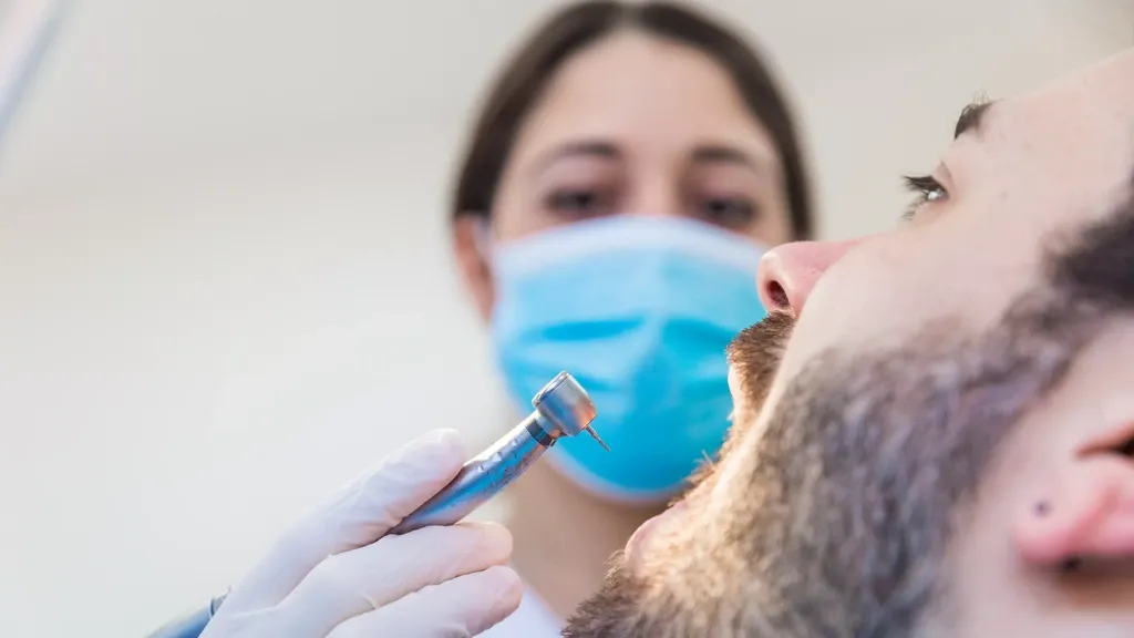 No extra dental training places despite growing shortage