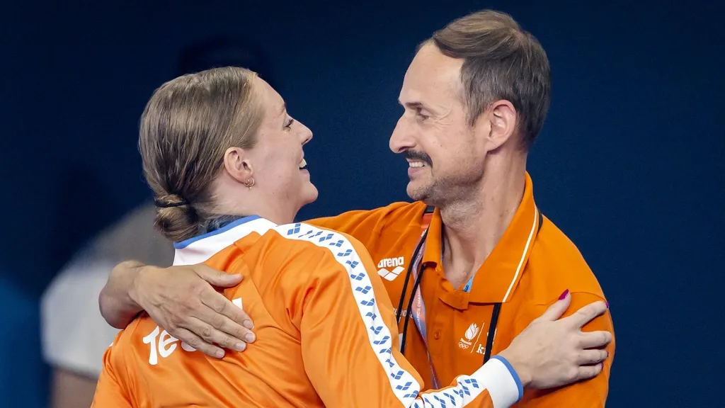 Swim coach Pearson reaps rewards after five years with Steenbergen: 'Going through her best period ever'