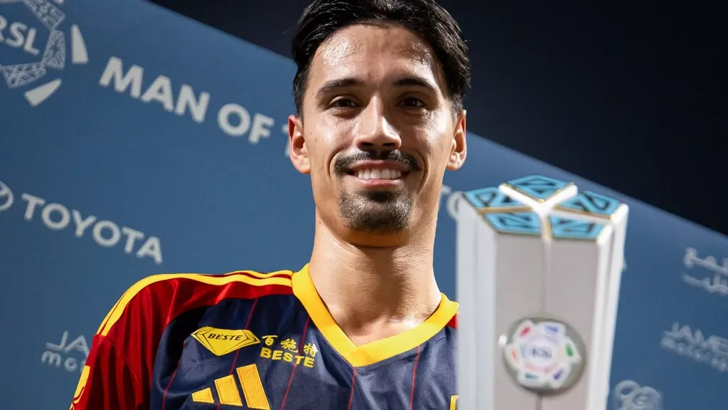 Reijnders sends Al-Qadisiya to top of Saudi Pro League with last‑second strike