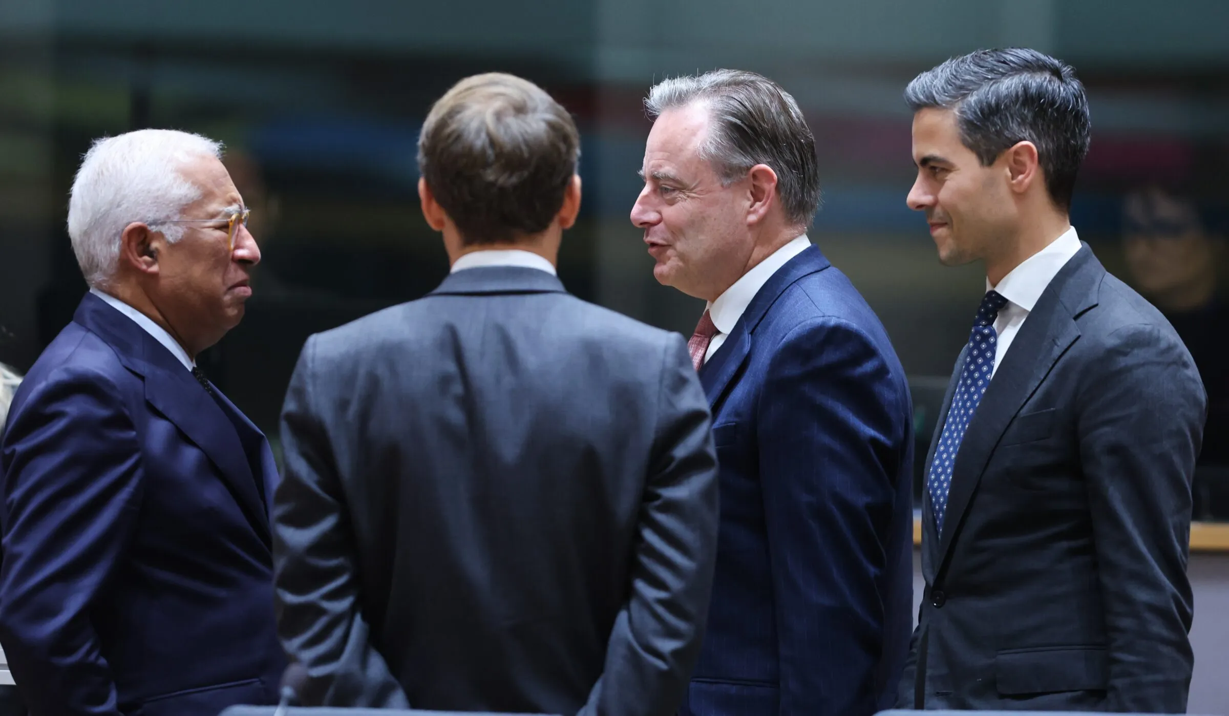 Pressure on EU leaders to clinch a budget deal by December amid mounting divisions