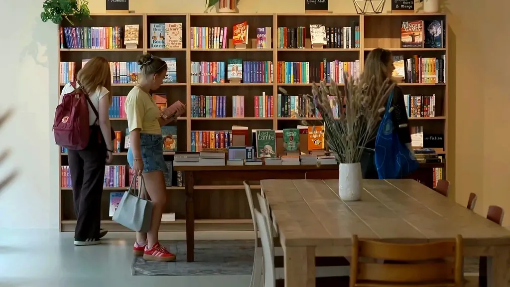 More English-language bookshops keep opening, driven partly by social-media and Western trends