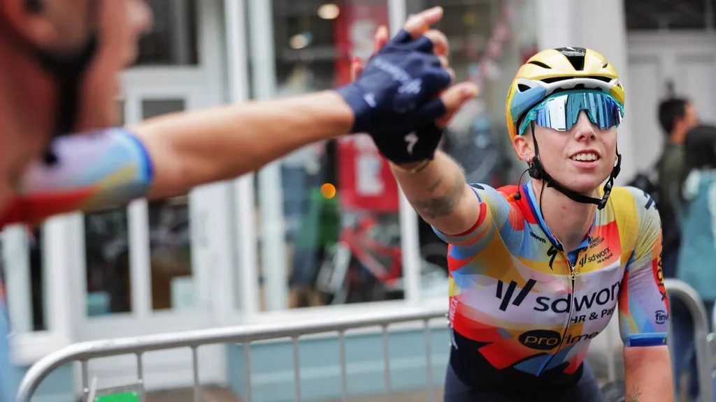 Top sprinter Lorena Wiebes takes third stage win in Tour of Great Britain