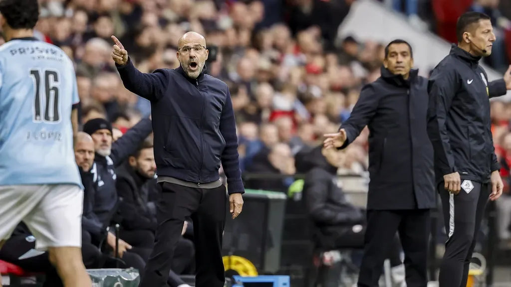 Bosz disappointed after PSV drop points to Feyenoord: 'We were clearly the better side'