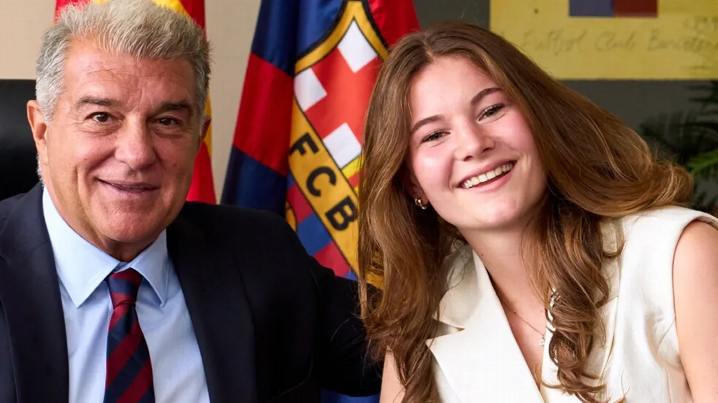 Renee van Asten (19) transfers from Ajax to FC Barcelona