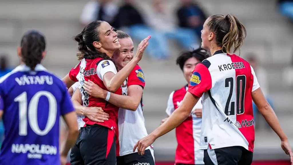 Feyenoord women advance to final Europa Cup qualifier after confident home win