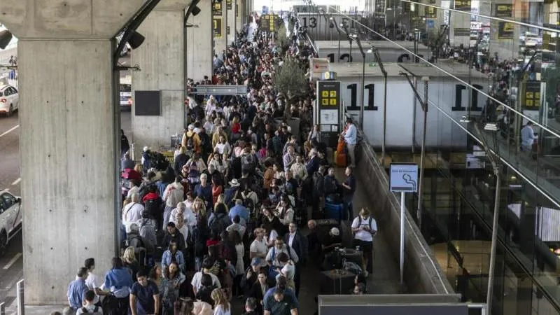 Repubblica: Italian authorities delay restoring Schengen with Spain amid security doubts