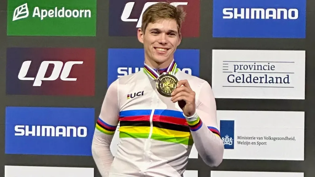 Para-track cyclist Hidde Buur grabs second gold at World Championships in Apeldoorn