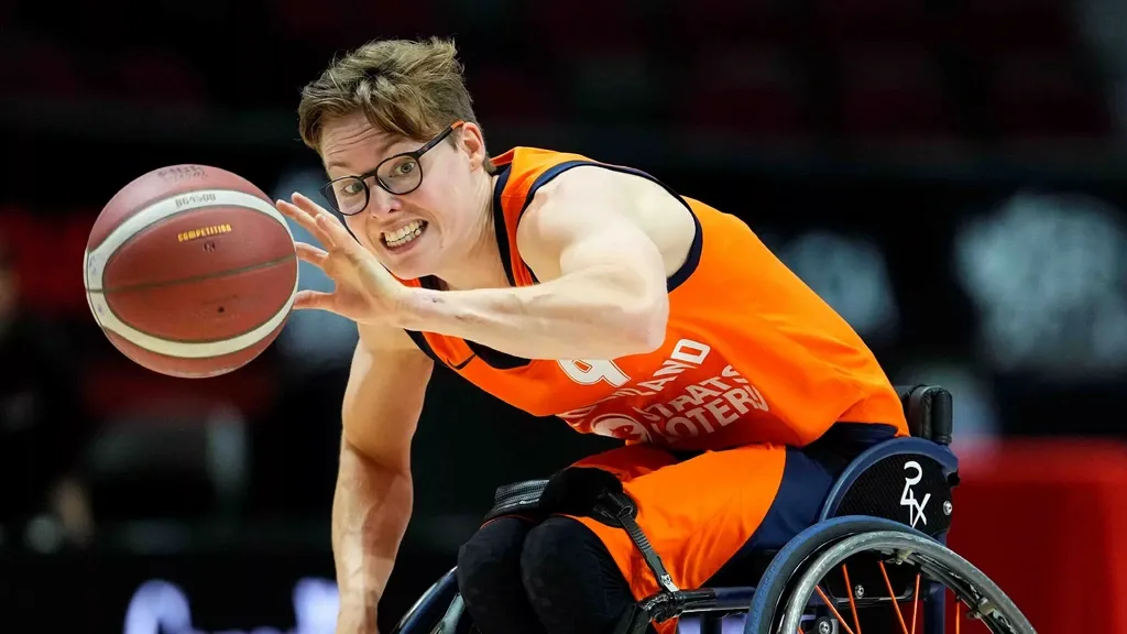 Face of Dutch wheelchair basketball Bo Kramer pauses career: 'I need breathing room'