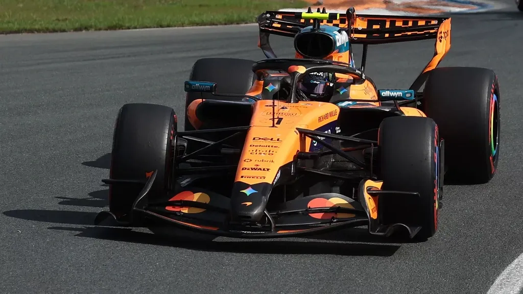 Norris seizes pole for Zandvoort finale; Verstappen only seventh