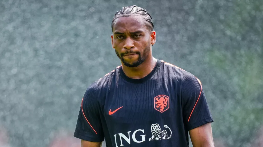 Quinten Timber moves just before transfer deadline to Conference League winner Crystal Palace