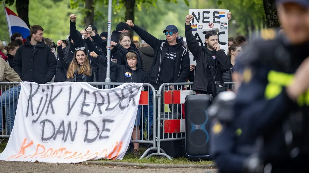 Fourteen more municipalities put under supervision for too few asylum places