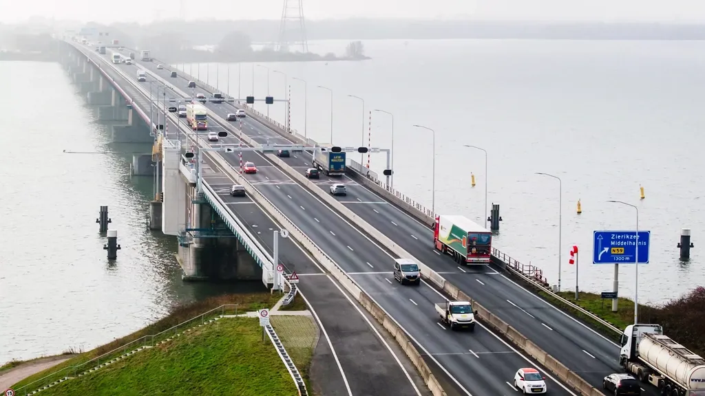 Billions for ageing bridges and locks — at the expense of several big projects