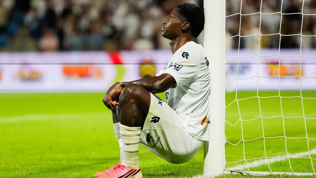Sparta denies Telstar a historic solo lead with win in Velsen-Zuid