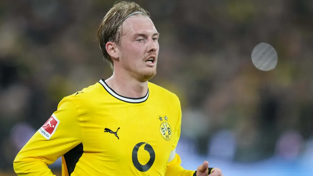 Ajax signs 48‑cap German international Julian Brandt