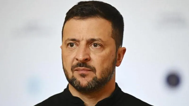 Zelensky Signals Kyiv Is Ready to Accept a Peace Deal That Cedes Territory