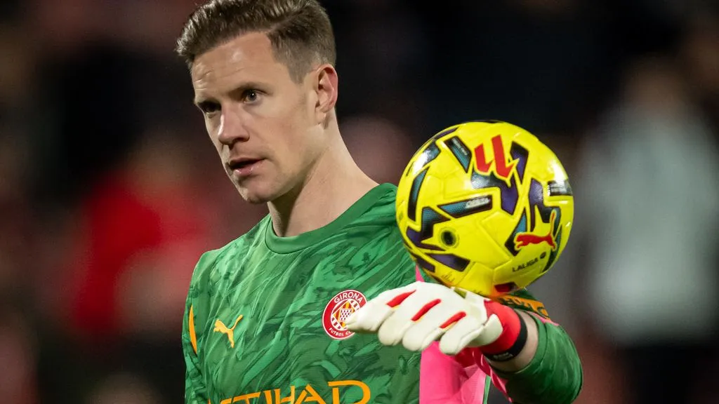 Ajax strikes again: Barcelona keeper Ter Stegen joins Amsterdam on loan