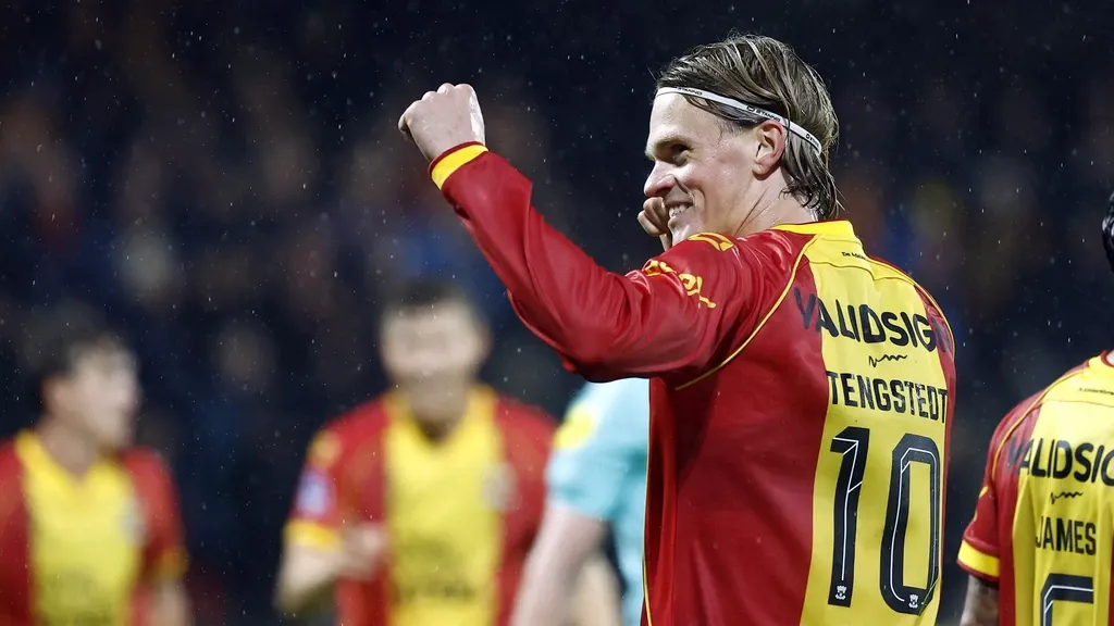 Eredivisie top scorer Tengstedt helps Go Ahead Eagles past Telstar