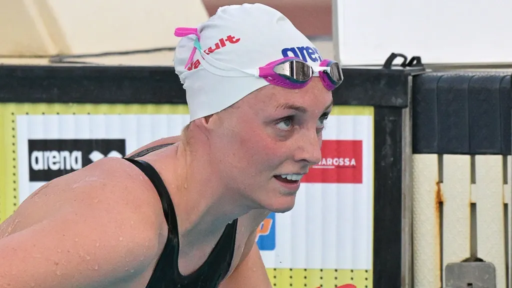 Steenbergen easily into 100m freestyle semifinals at European Championships