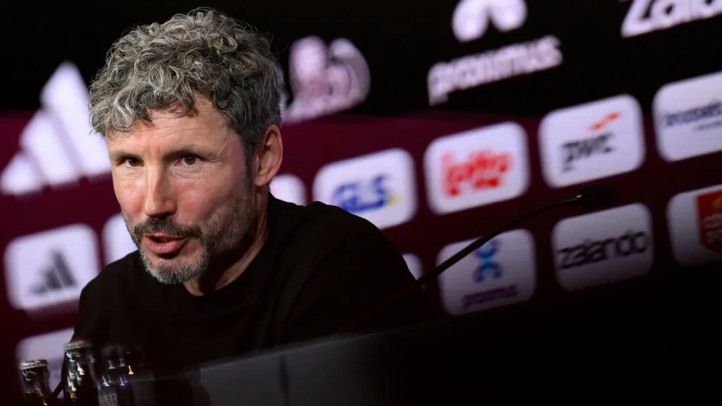 Van Bommel says KNVB didn’t approach him: ‘Glad the Belgian FA called’