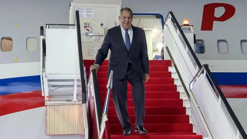 Lavrov Arrives in Tehran