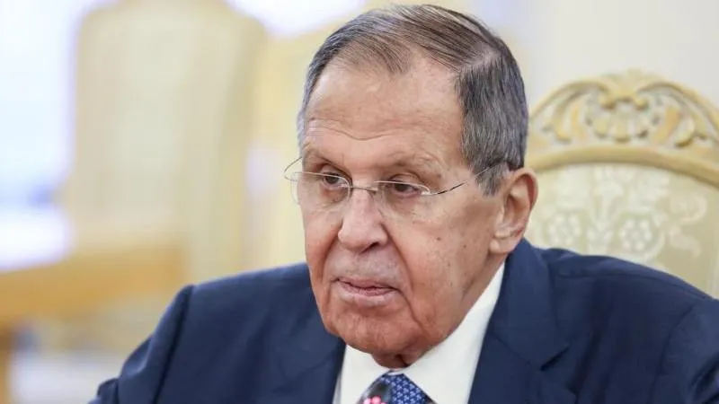 Pezeshkian Meets with Lavrov in Tehran