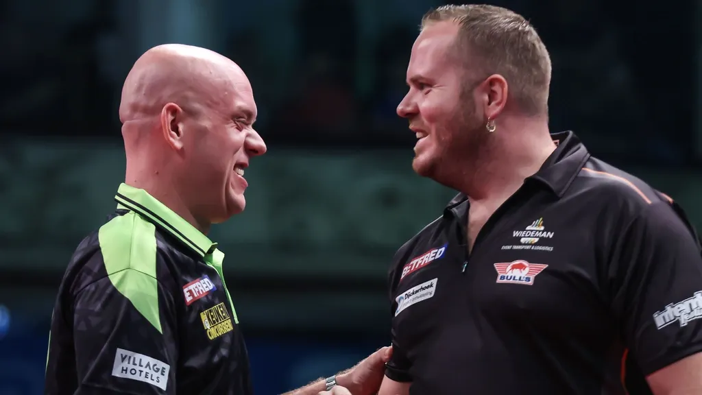 Van Duijvenbode eliminates three-time winner Van Gerwen at World Matchplay