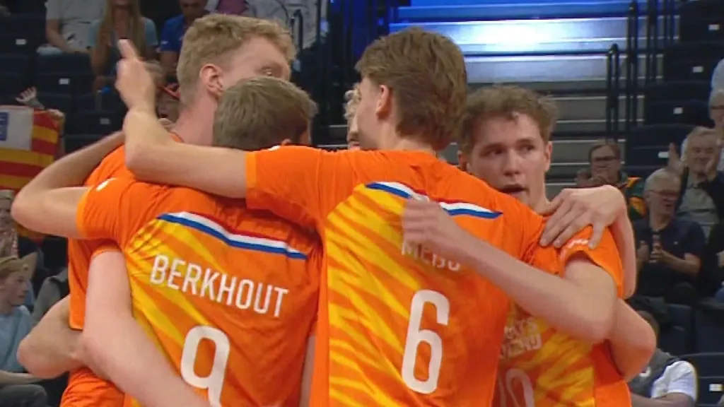 Oranje volleyballers verliezen openingsduel op EK tegen België, debutanten konden tekort niet compenseren