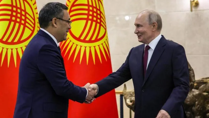 Putin Invites Kyrgyz Leader Zhaparov to Informal CIS Summit in Saint Petersburg