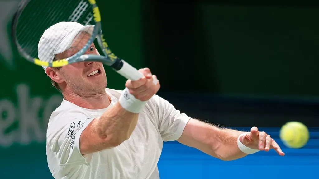 Van de Zandschulp upsets top-ten Fils at Shanghai Masters
