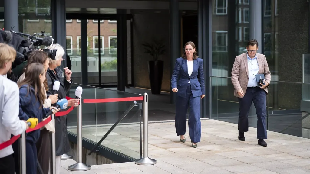 CU and 50Plus: the cabinet doesn't have to choose between left and right